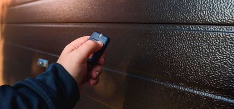automatic door opener with remote control in Jasmine Estates